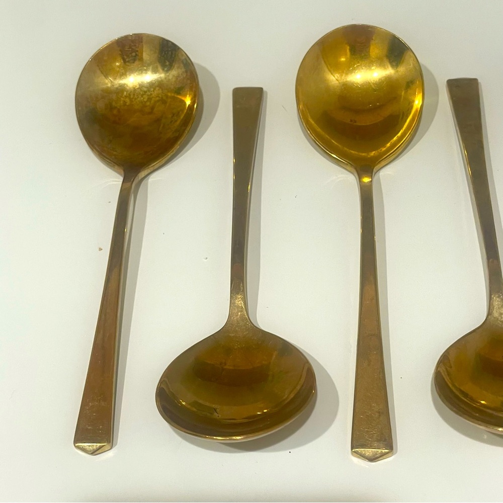 Vintage Dirigold Dirilyte 8 Soup Spoons Goldware Empress Flatware MCM - Picture 2 of 7